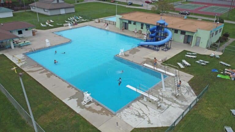pool