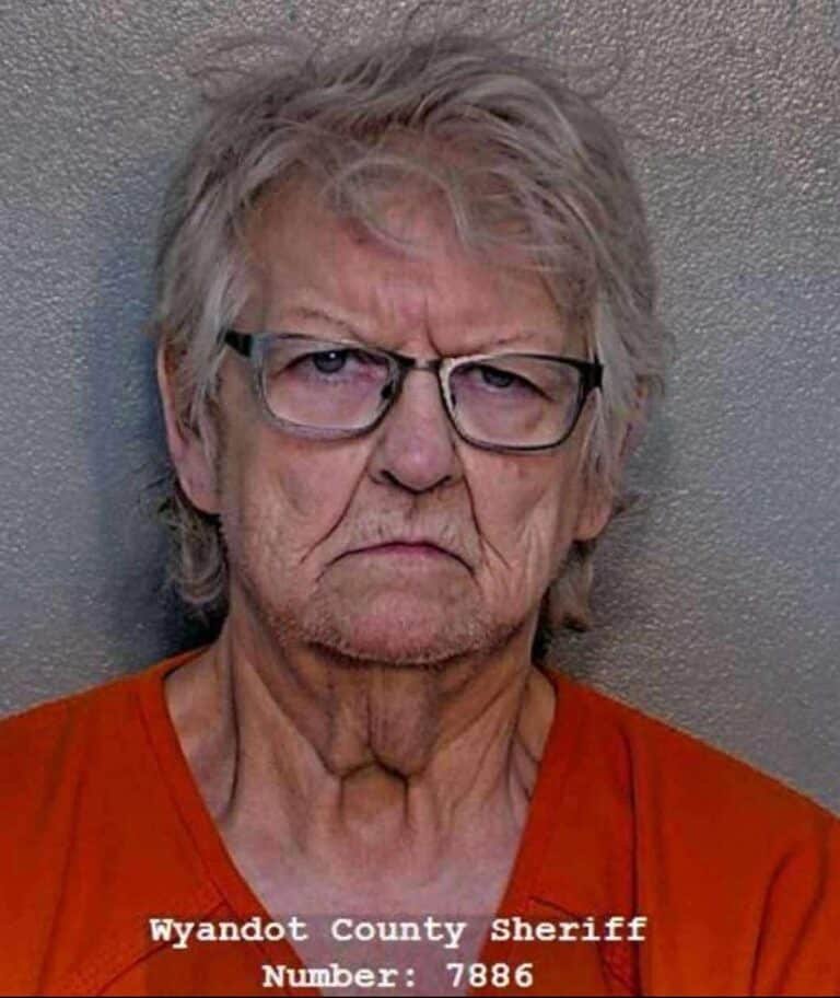 eba1ff9e-0308-45dc-80a9-b8d4abbd75d0 (1)